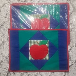 VTG Apple Placemats Set of 4 NEW